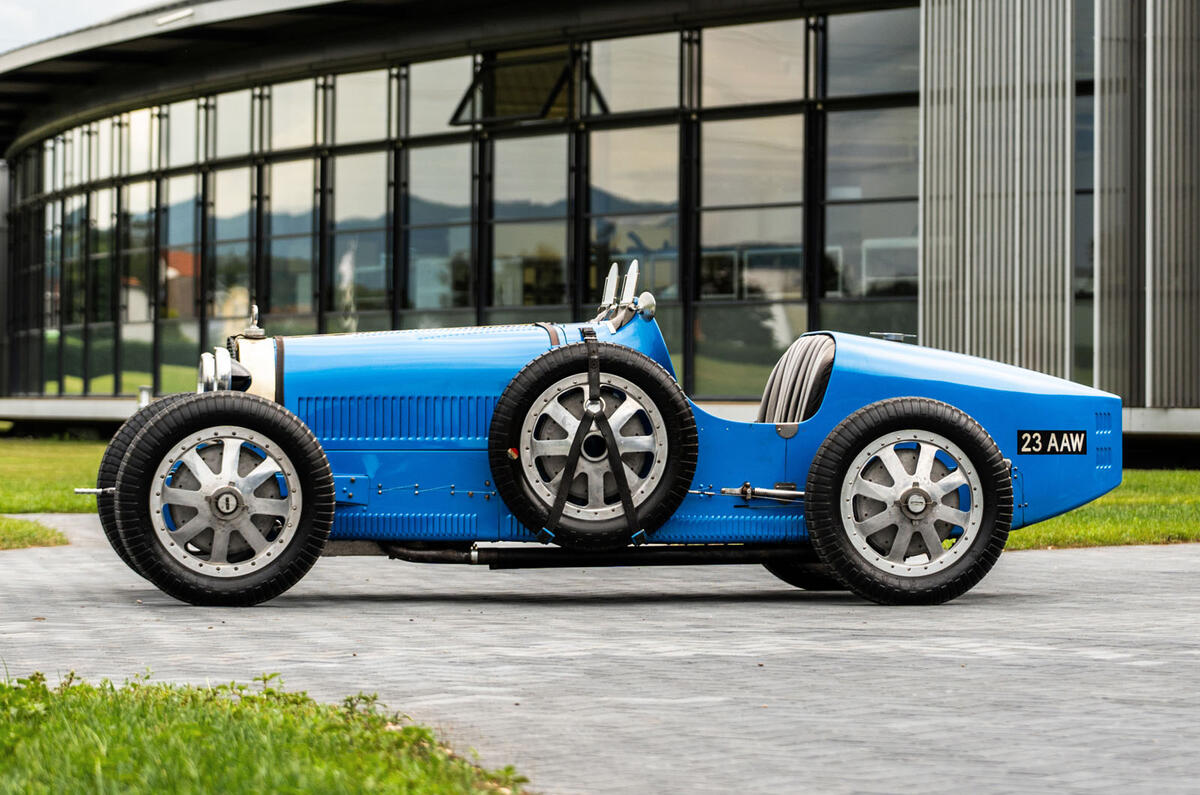 Bugatti Type 35 side Bugatti Type 35 side
