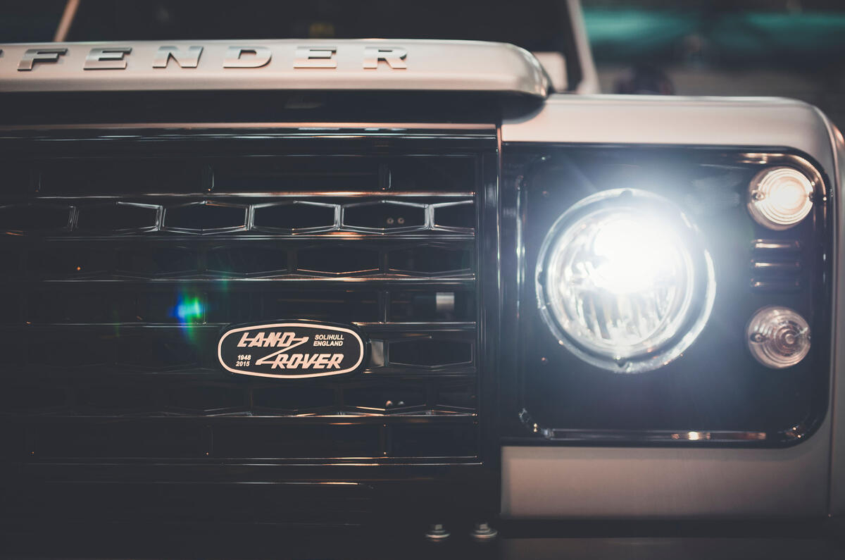 Land Rover Defender