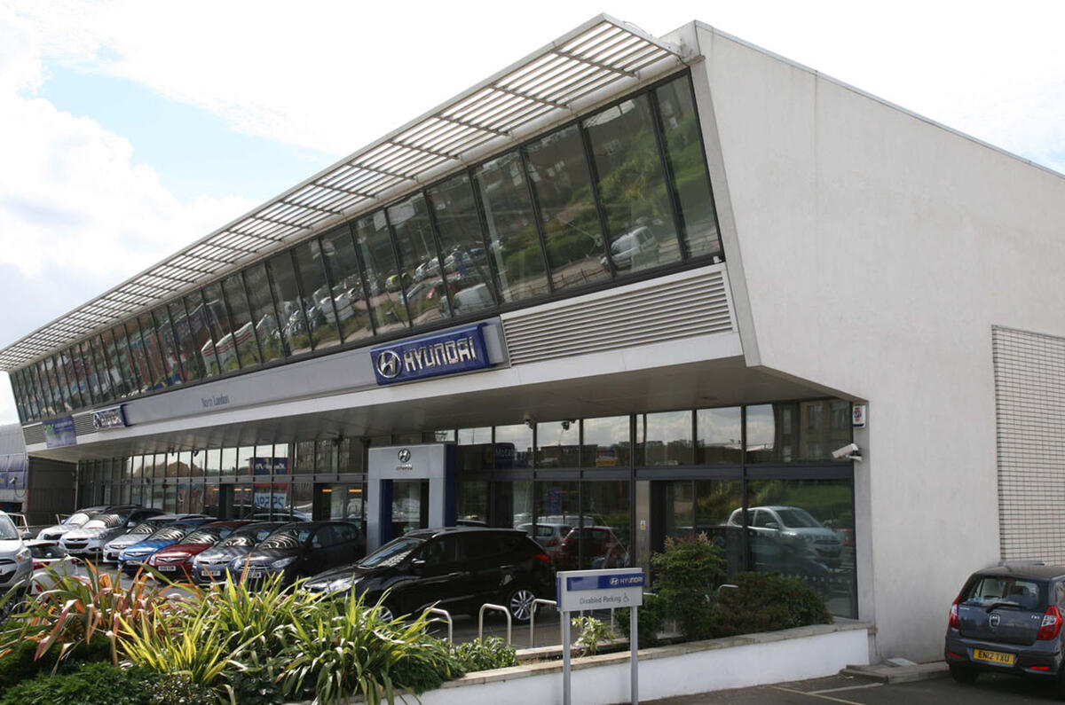 Buying a car online: is this the end of the dealer?