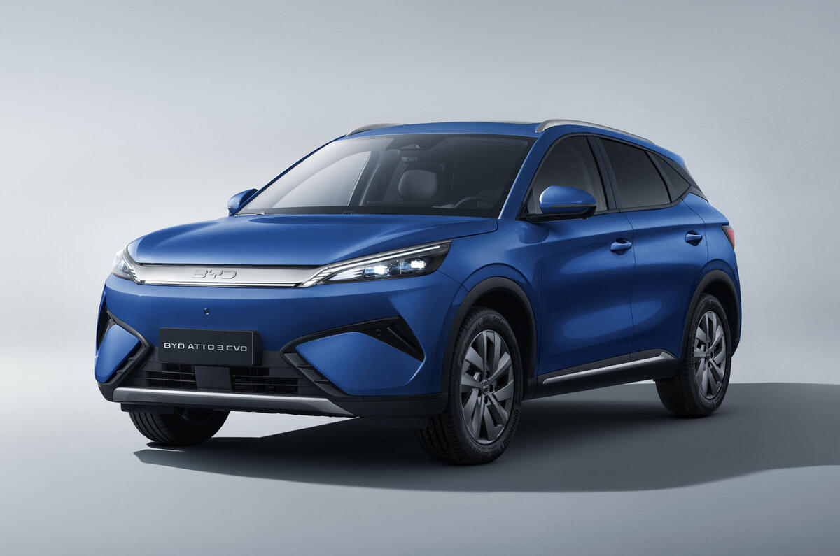 BYD Atto 3 Evo front quarter