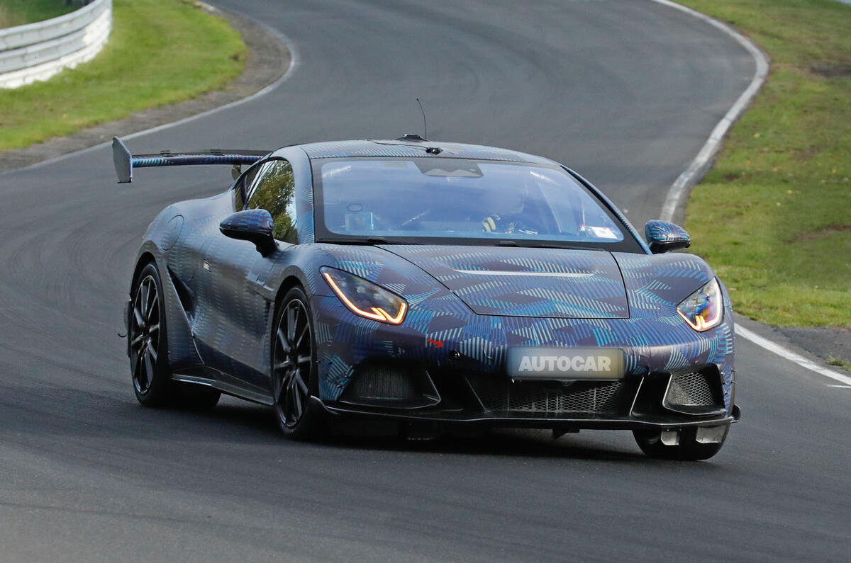 BYD Denza Z prototype front quarter tracking lead