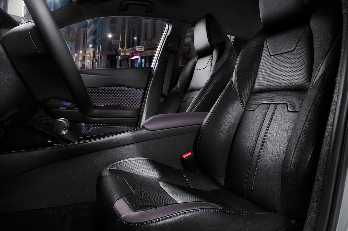 Toyota C-HR interior