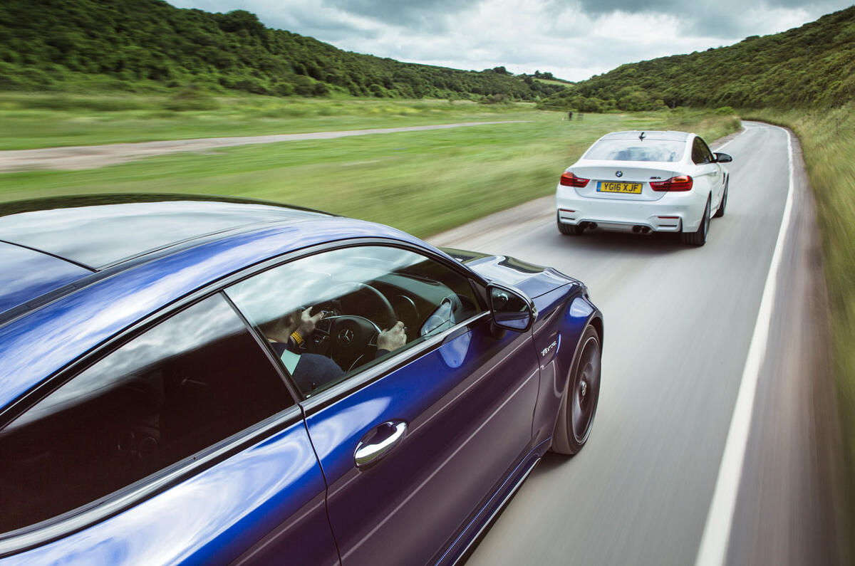Mercedes-AMG C63 S Coupé vs BMW M4 Competition Pack