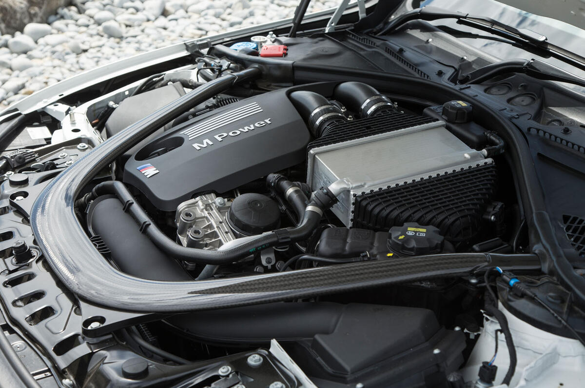 Mercedes-AMG C63 S Coupé engine