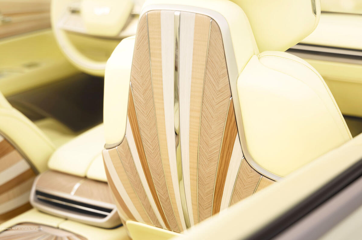 Cadillac Sollei concept seat back