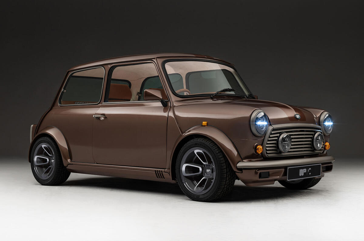 Callum WP Mini front quarter static