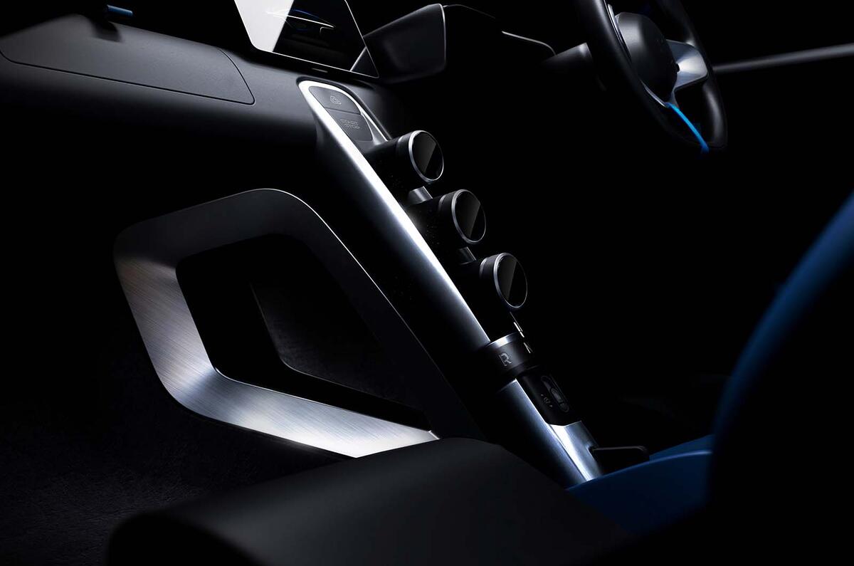 Callum Skye centre console Callum Skye centre console