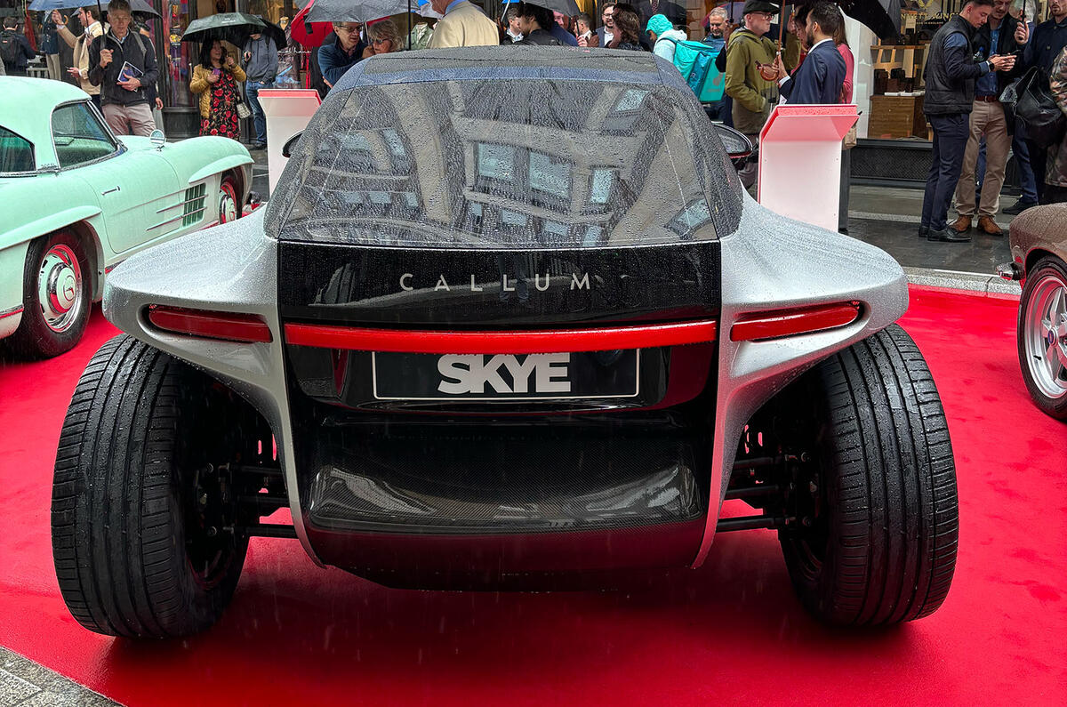 Callum Skye rear lights on Callum Skye rear lights on