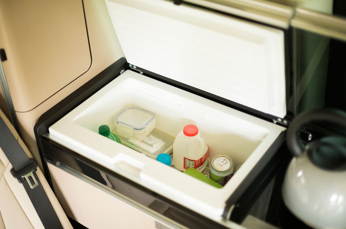 Mini Countryman Autohome roof tent vs Mercedes-Benz Marco Polo - camping on wheels twin-test