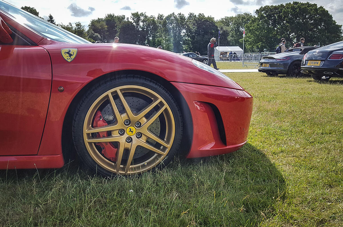 FERRARI F430: A successor to the Ferrari 360, made from 2004 to 2009