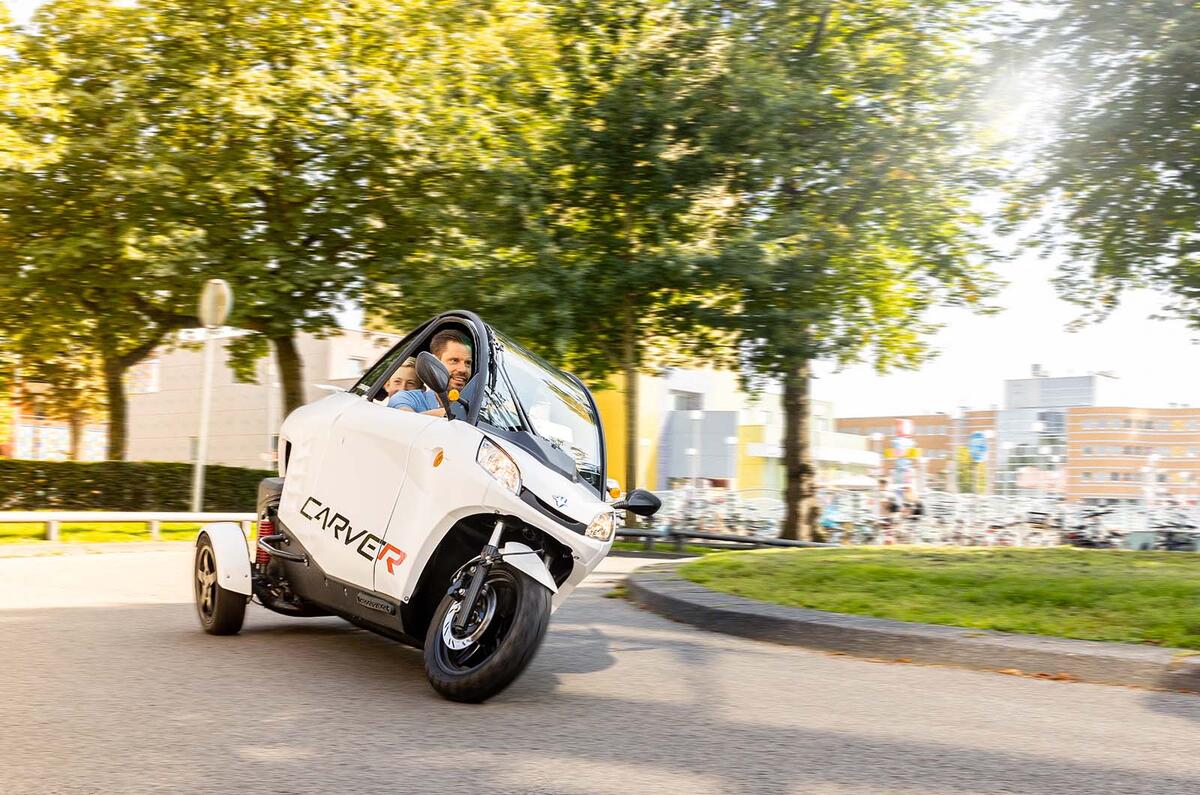 Carver AronWeidenaar 4699