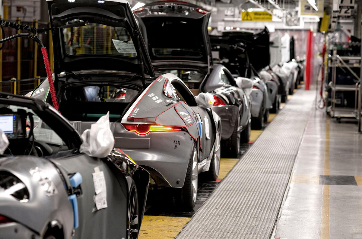 Jaguar F-Type construction