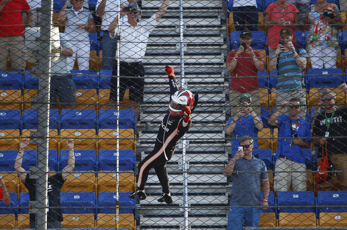 Castroneves Iowa