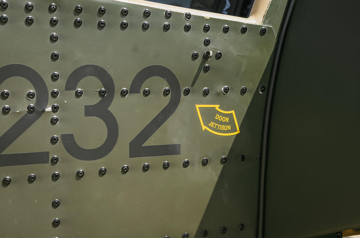 Caterham 360 R RAF door jettison Caterham 360 R RAF door jettison