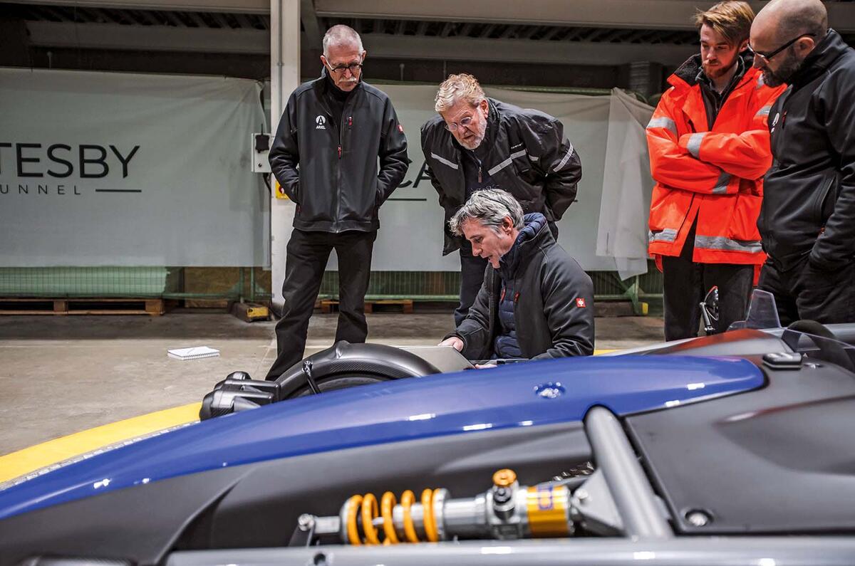 Catesby Tunnel Ariel Atom 4R analysing results Catesby Tunnel Ariel Atom 4R analysing results