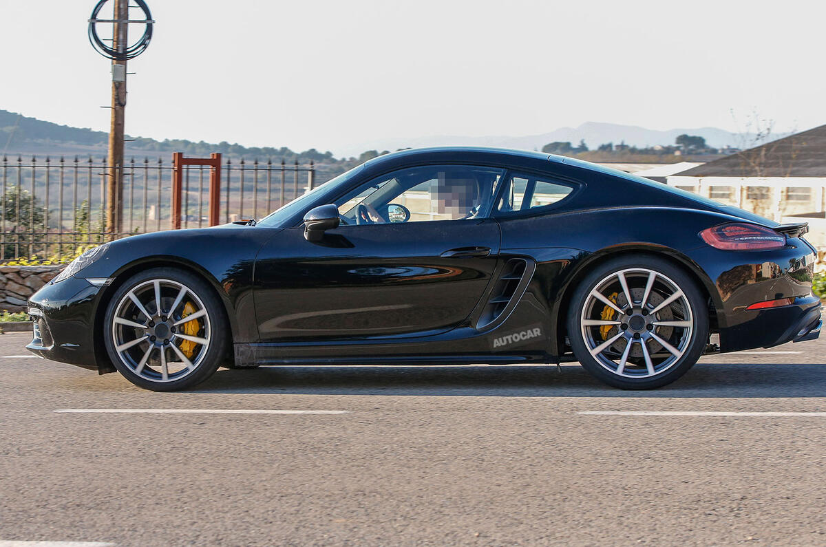 Porsche 718 Cayman spy