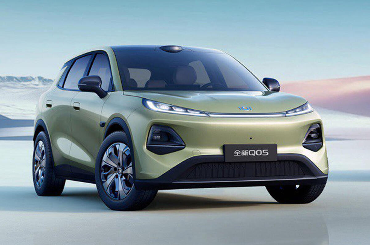 Changan E06 front quarter