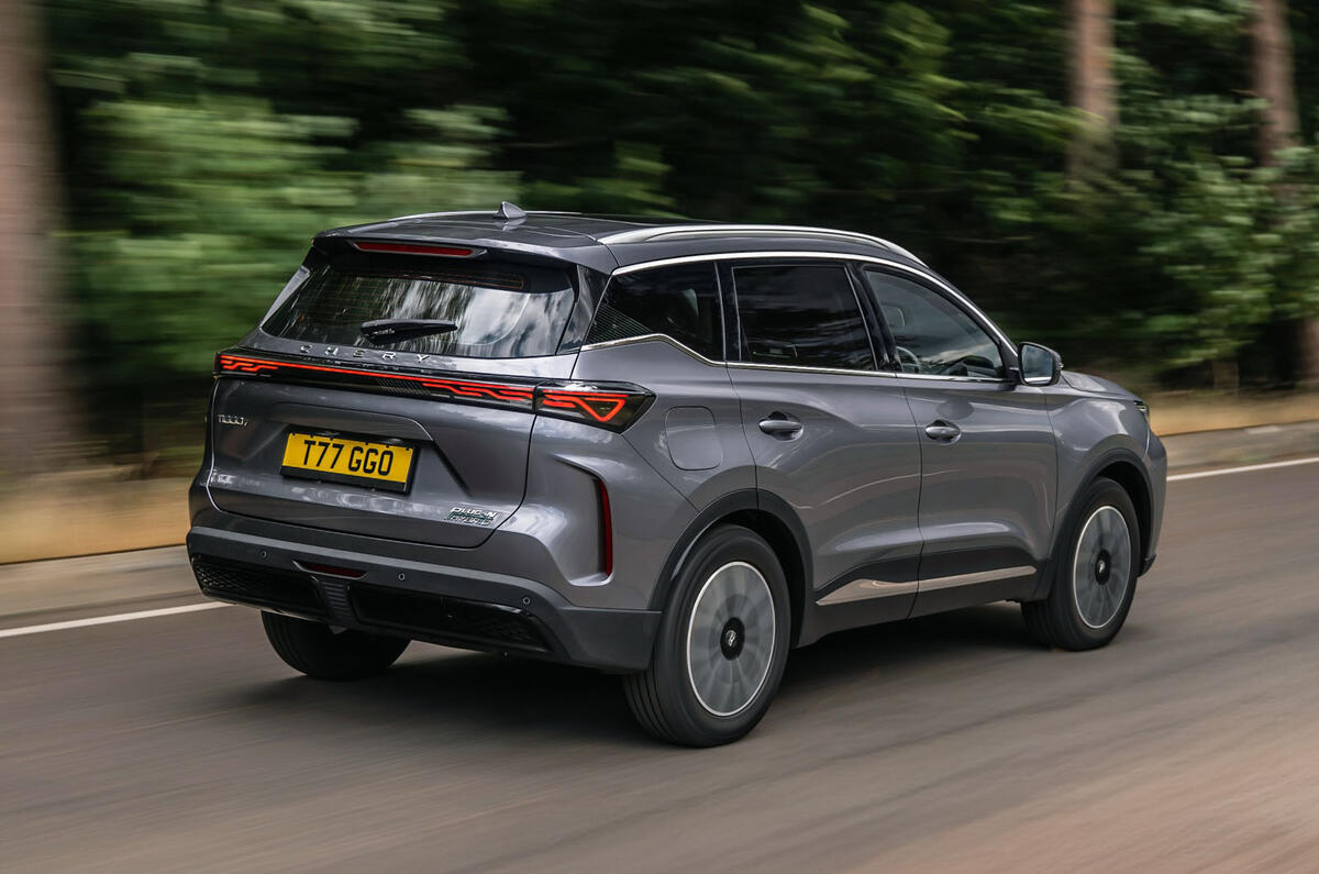 Chery Tiggo 7 rear quarter tracking Chery Tiggo 7 rear quarter tracking