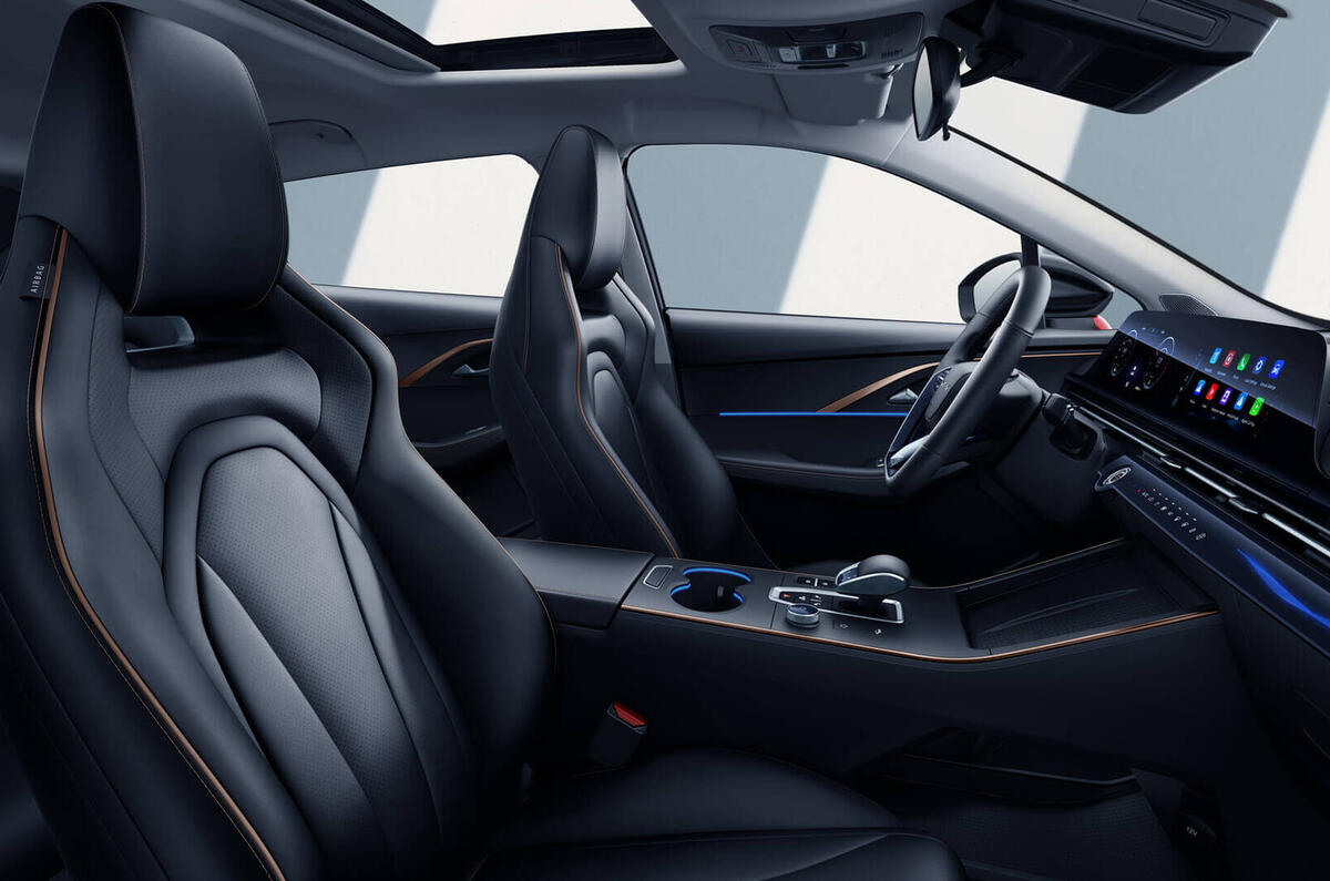 Chery Omoda 5 interior side Chery Omoda 5 interior side