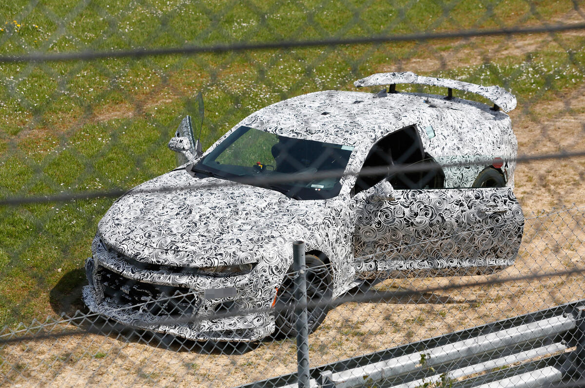 Chevrolet Camaro Z/28 2017 crash