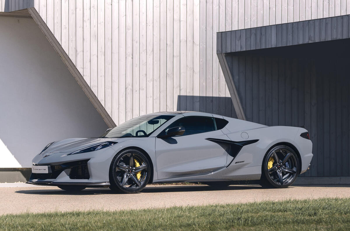 Chevrolet Corvette E Ray 2025 front quarter static Chevrolet Corvette E Ray 2025 front quarter static