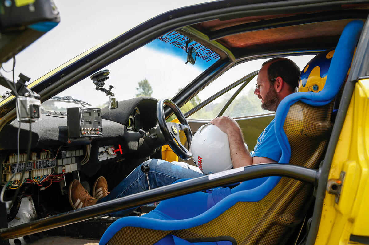 Ferrari 308 GTB rally car