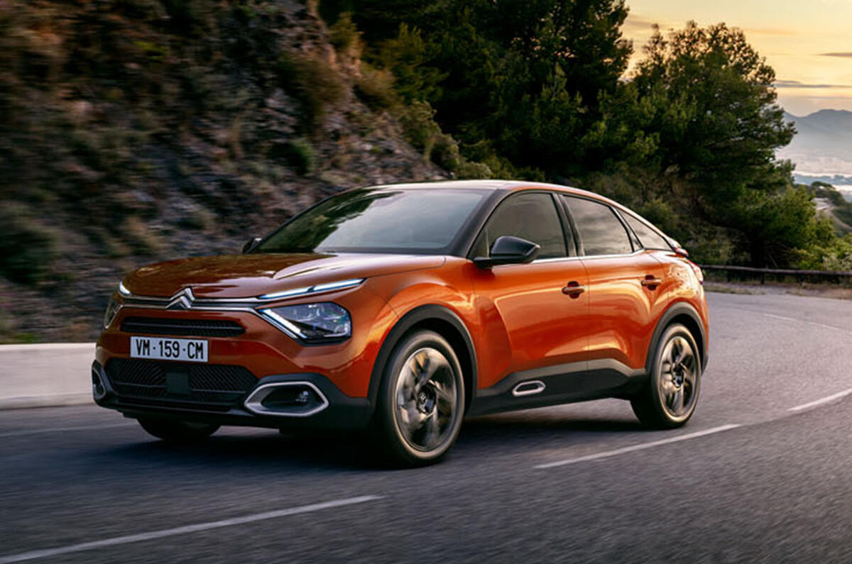 2020 Citroen e-C4 - hero front 2020 Citroen e-C4 - hero front