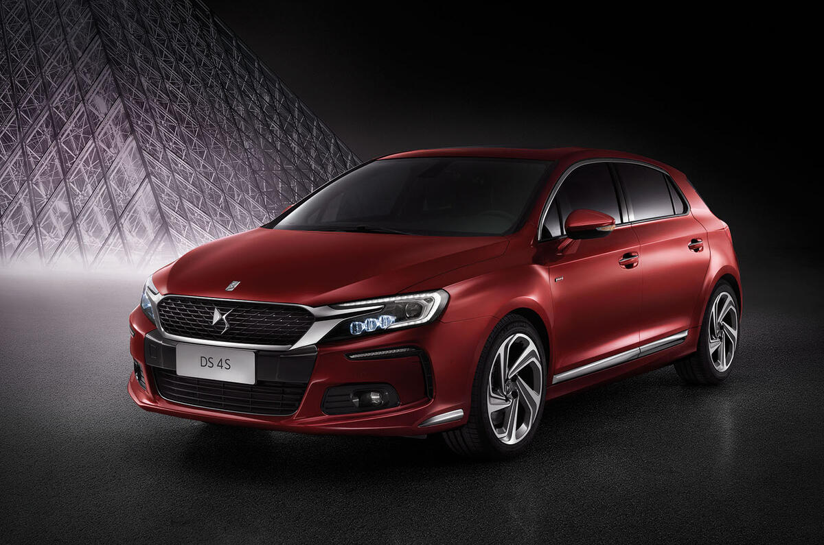 DS 4S