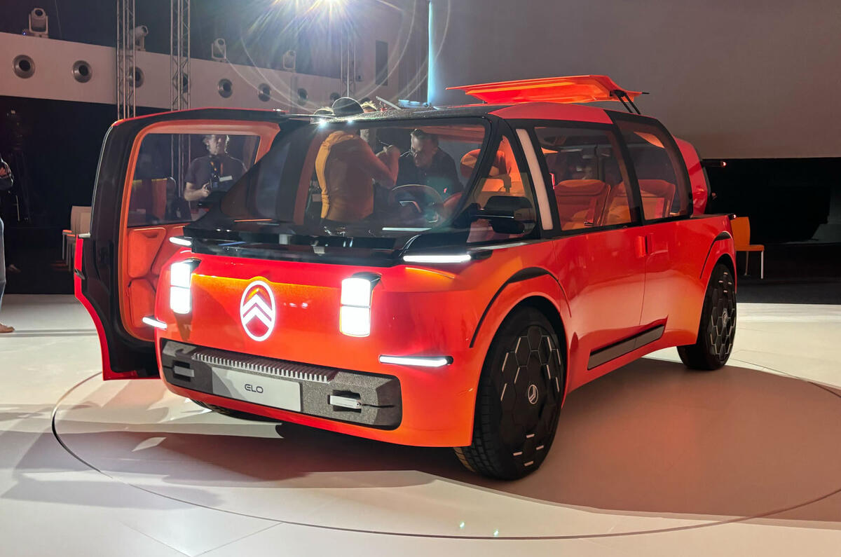 Citroen ELO front quarter 