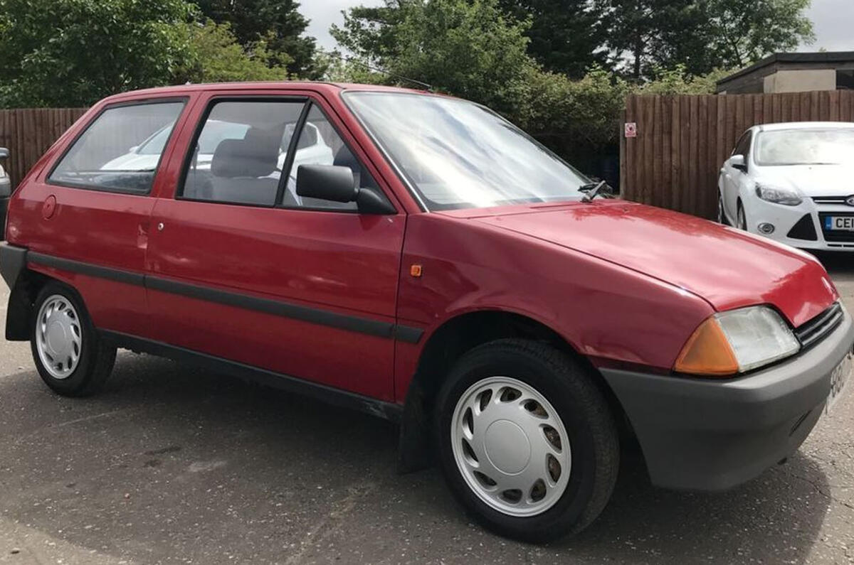 Citroen AX - static front