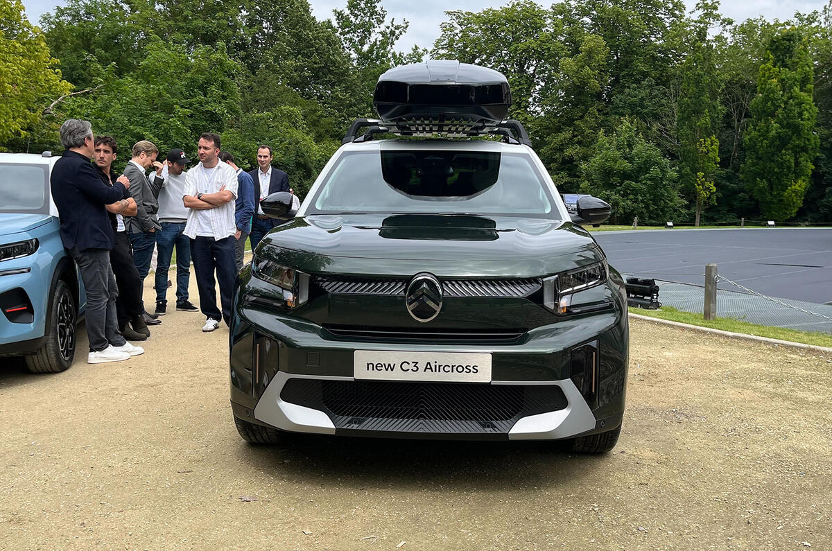 Citroen C3 Aircross front parked Citroen C3 Aircross front parked