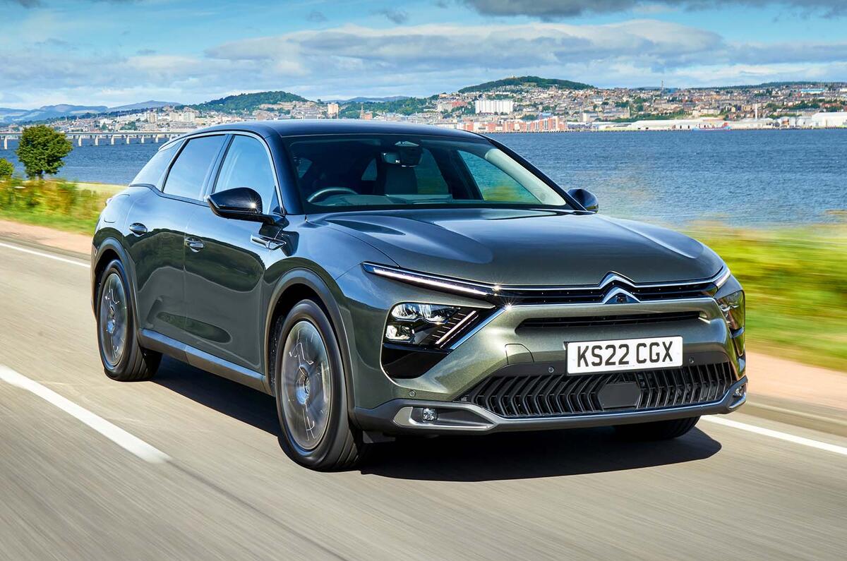 citroen c5x front three quarter