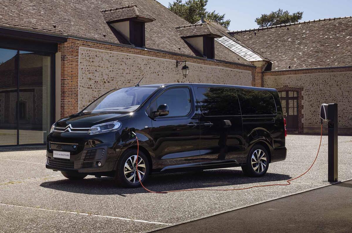 Citroen e-Spacetourer front charging