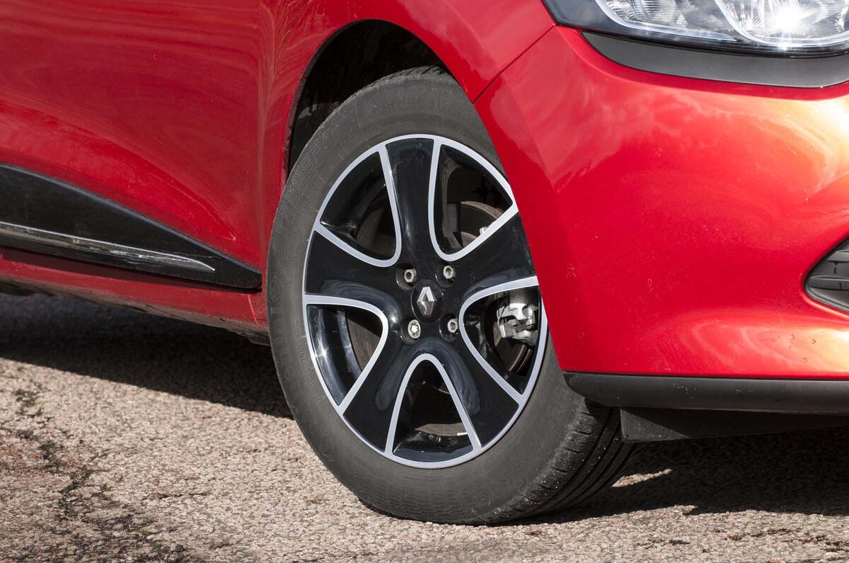 Nearly-new buying guide: Renault Clio Mk4