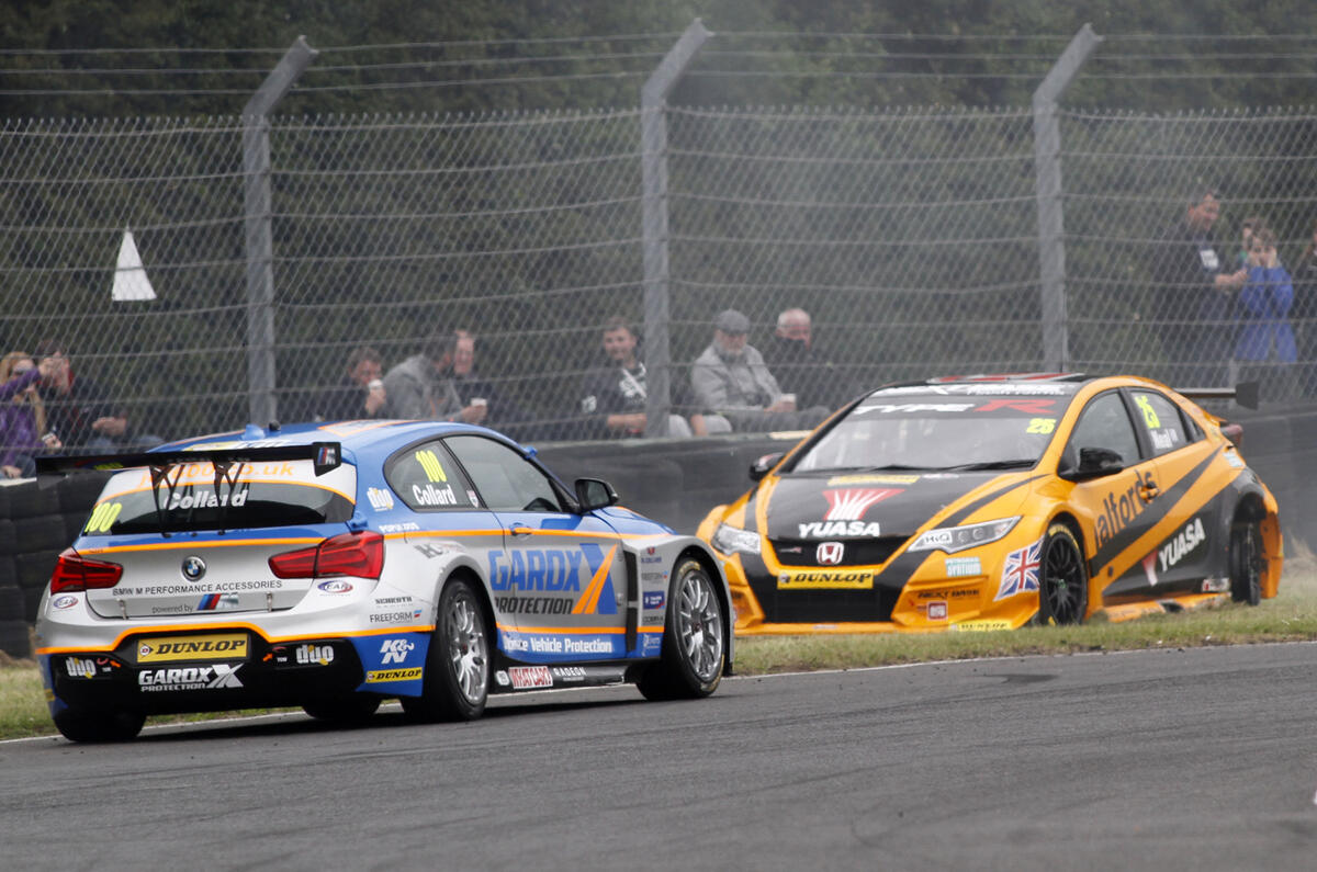 BTCC 2016 Round 13 14 15 Croft