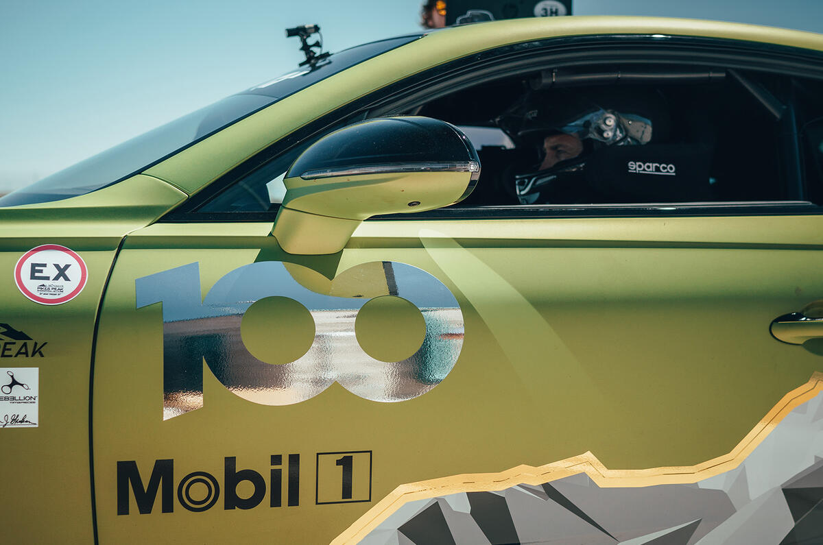 Bentley Continental GT pikes peak 2019 record holder - livery