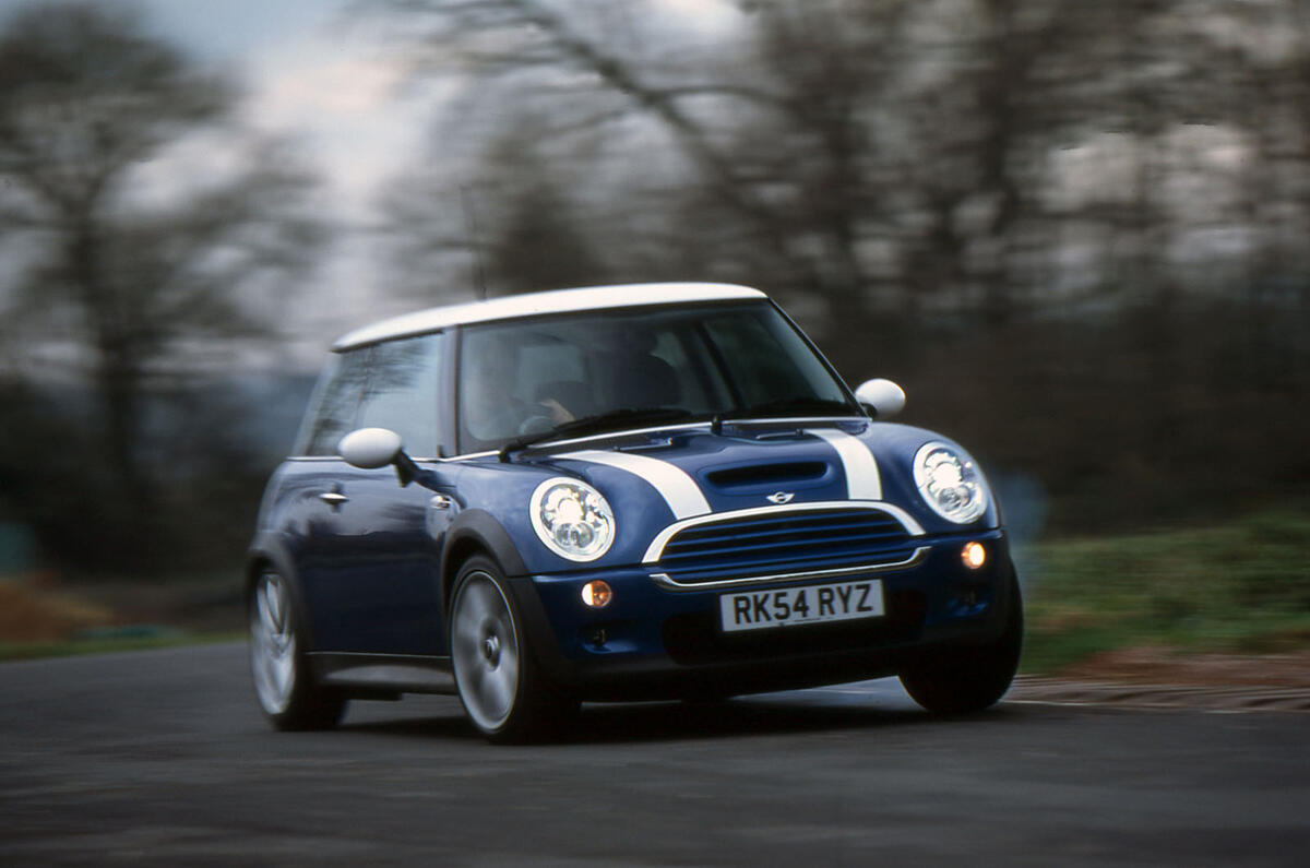Mini Cooper S cornering