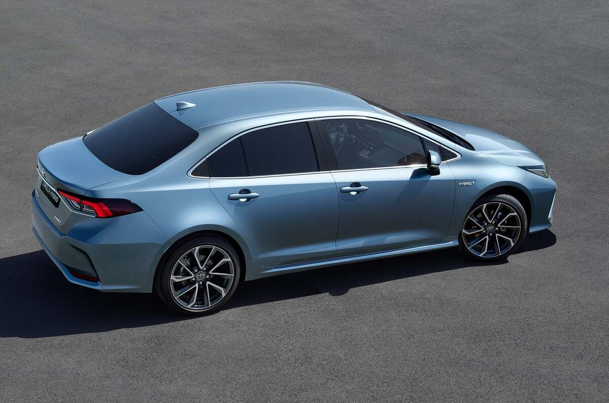 Toyota Corolla Saloon