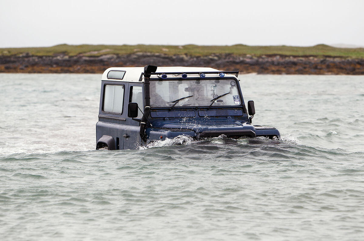 Land Rover Defender