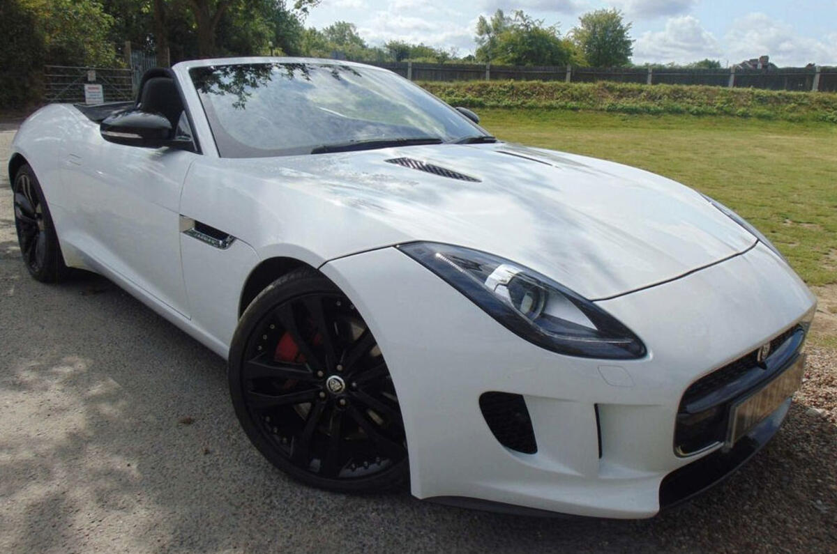 Jaguar F-Type 3.0 S Convertible Jaguar F-Type 3.0 S Convertible