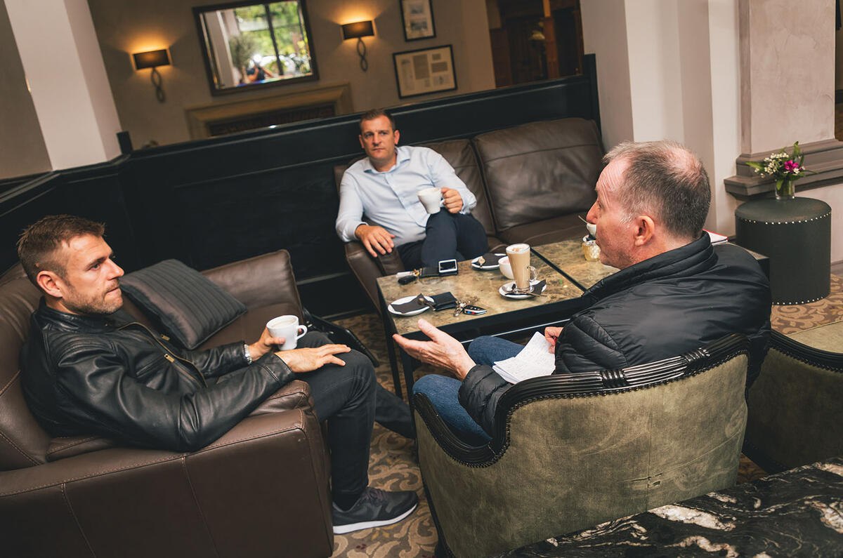 Renter Wright, FlexiFleet's MacDonald and Evans