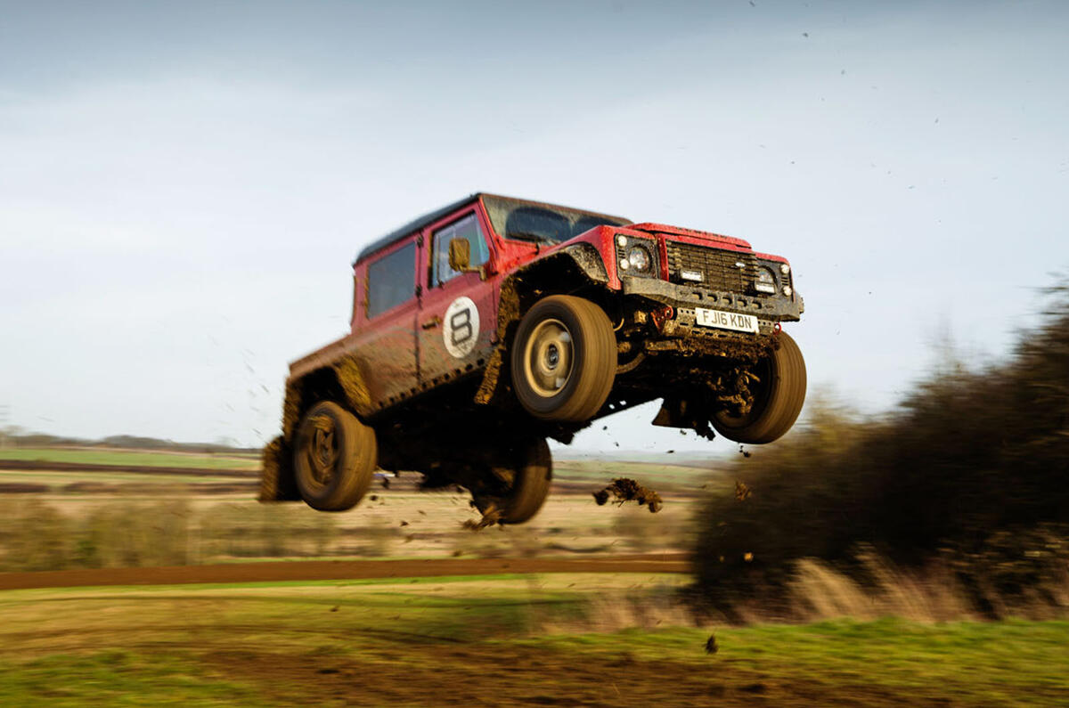 Bowler Bulldog V8 SC
