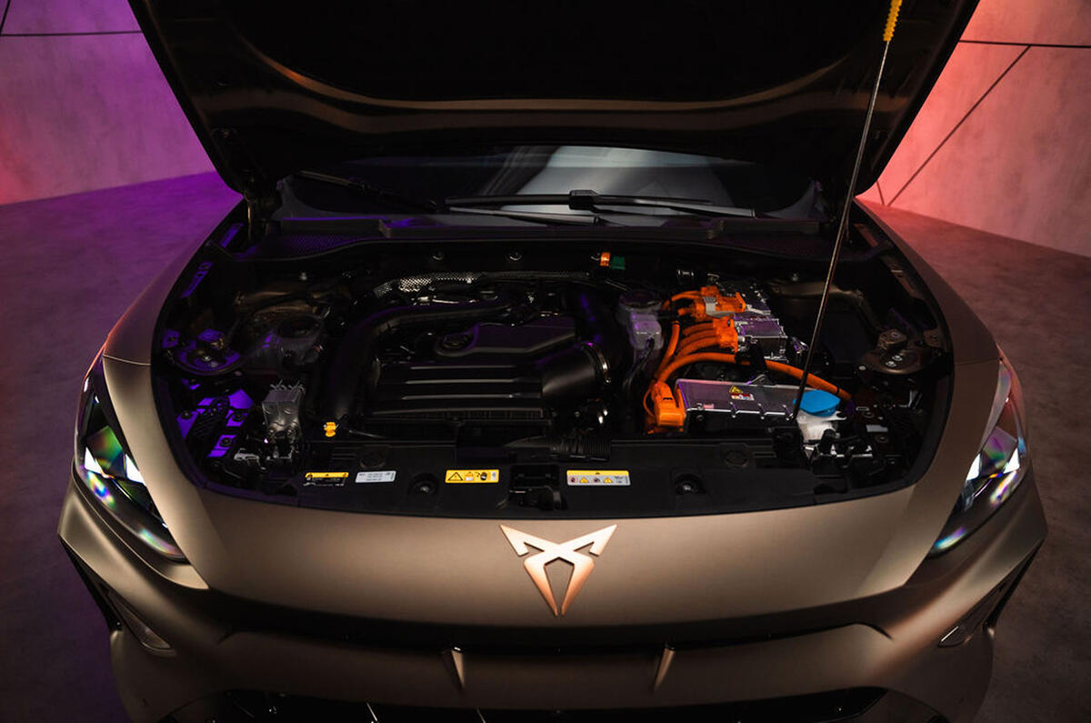 Cuper Formentor boot Cuper Formentor boot