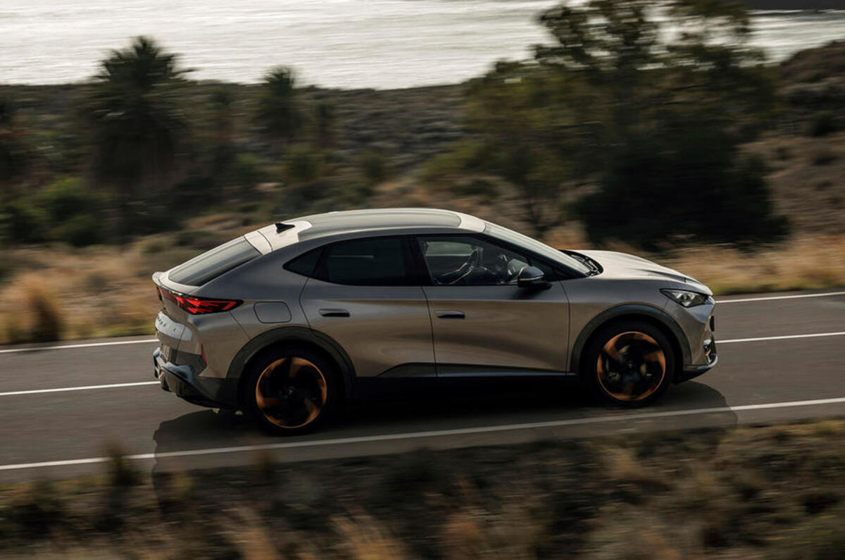 cupra tavascan review 2024 14 side panning