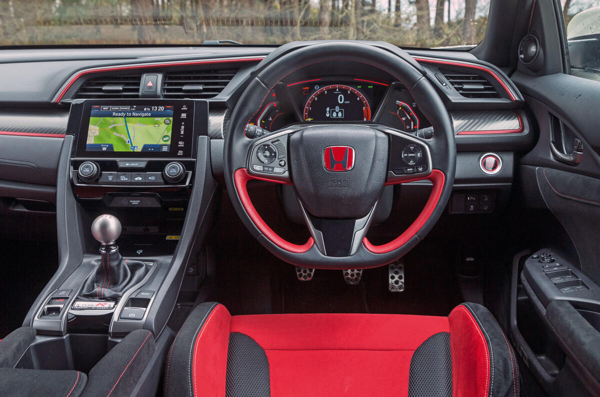 Seat Leon Cupra R vs Honda Civic Type R