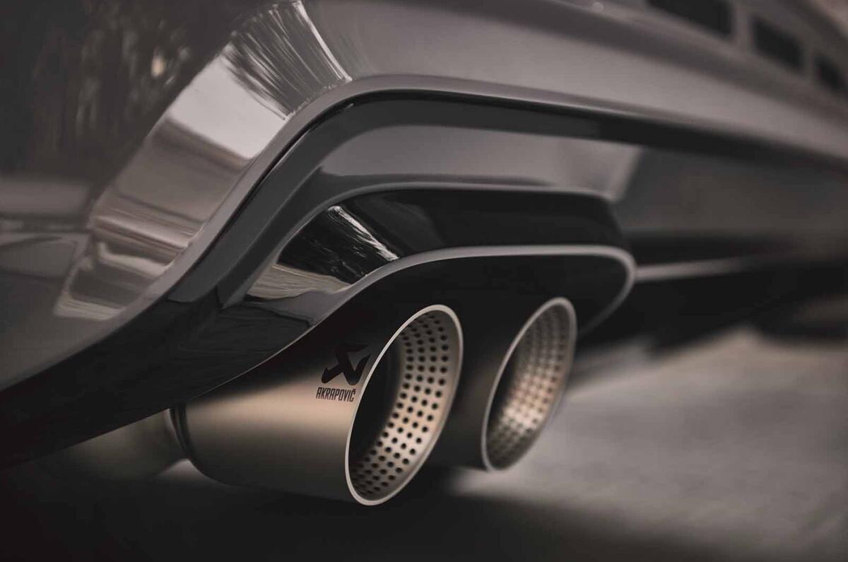 Cupra Ateca Limited Edition exhaust