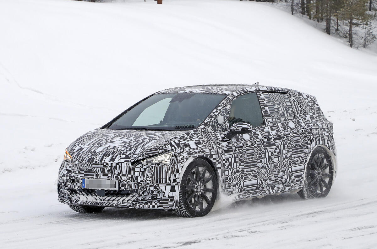 Cupra el Born 12