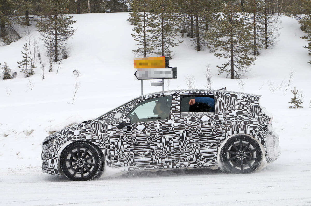 Cupra el Born 15