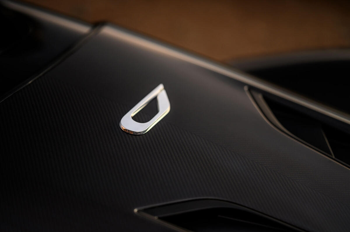 Czinger 21C hypercar teaser - lines Czinger 21C hypercar teaser - lines
