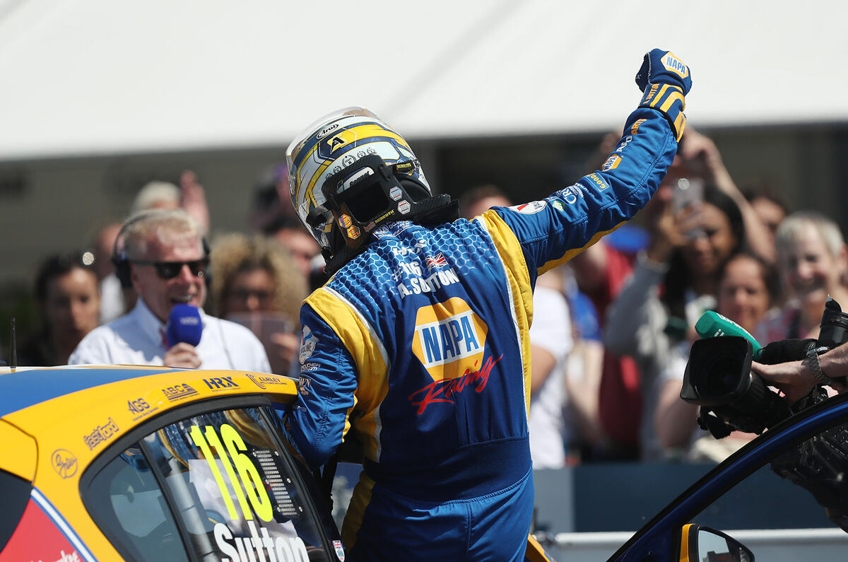 BTCC_Thruxton_2023_Sutton_celebrates BTCC_Thruxton_2023_Sutton_celebrates